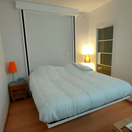 De 20 M * Париж